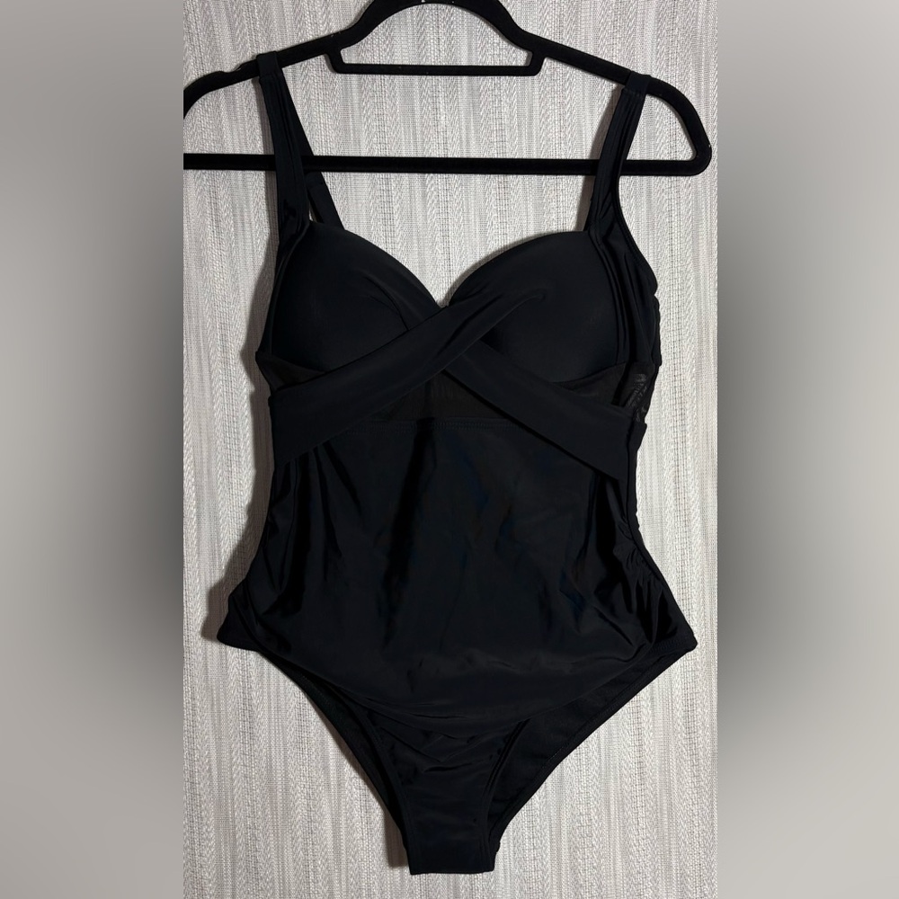 Maacie Black Women's One Piece Swimsuit